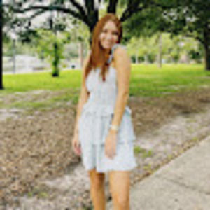 Meet your Posher, Valentina